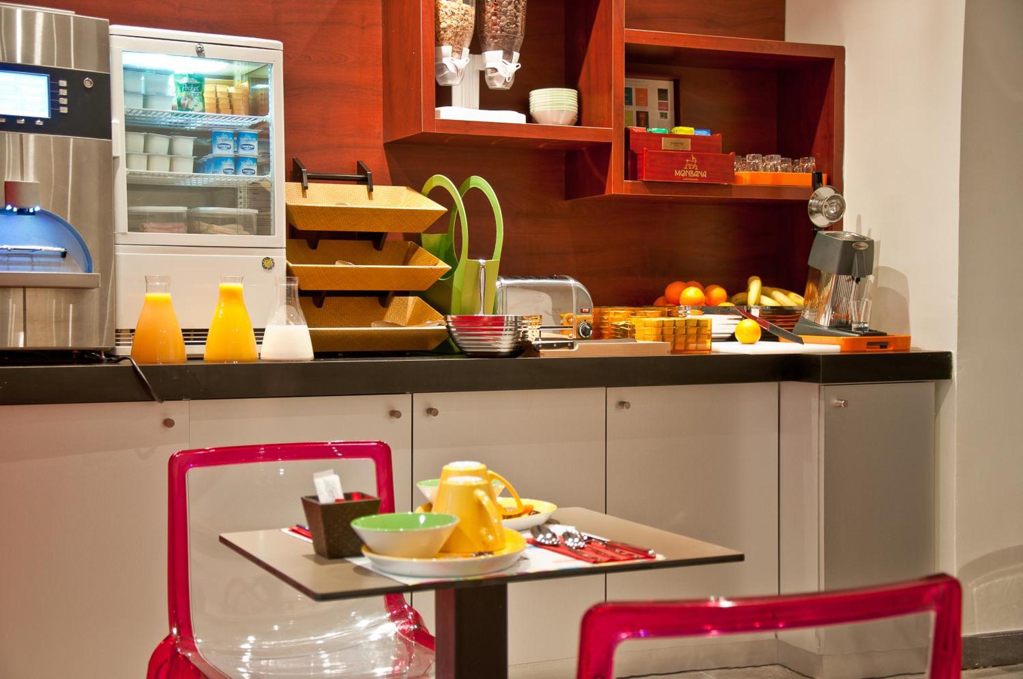 Ibis Styles Paris Pigalle Montmartre Exteriör bild