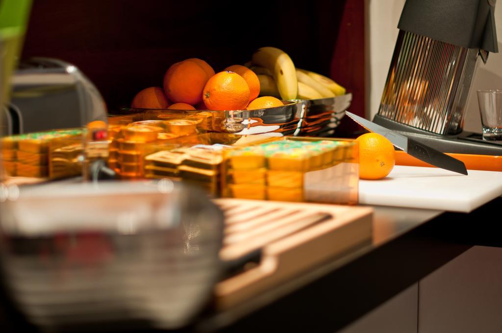Ibis Styles Paris Pigalle Montmartre Exteriör bild